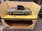 1:18 Revell Borgward Isabella Coupe, Hobby en Vrije tijd, Modelauto's | 1:18, Ophalen of Verzenden, Gebruikt, Auto, Revell