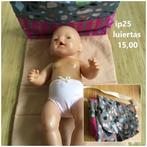Poppenkleertjes baby pop luiertas. Opbrengst KiKa., Kinderen en Baby's, Speelgoed | Poppen, Ophalen, Nieuw, Babypop
