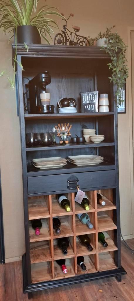Wijnkast koffiekast, Huis en Inrichting, Woonaccessoires | Wijnrekken, Ophalen of Verzenden