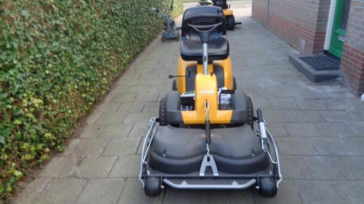 aanbieding nieuwe stiga villa 15hst  met 85 cm maaidek, Tuin en Terras, Zitmaaiers, Nieuw, 90 tot 120 cm, Elektrische starter