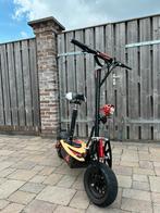 Electriche zit step 2000 watt 48v, Fietsen en Brommers, Steps, Ophalen, Zo goed als nieuw, Elektrische step (E-scooter)