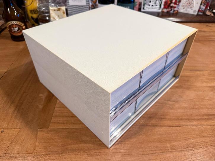 2 witte vintage cassette opbergboxen - 17,50 per box, Huis en Inrichting, Woonaccessoires | Overige, Gebruikt, Ophalen
