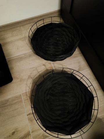 Kattenmand 2x  beschikbaar voor biedingen