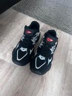 New Balance 9060, Ophalen of Verzenden, Zo goed als nieuw