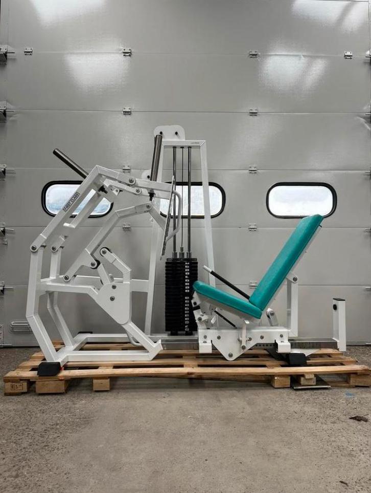 First Class Leg Press / Legpress pin en plate loaded 50 mm, Sport en Fitness, Fitnessmaterialen, Gebruikt, Overige typen, Armen