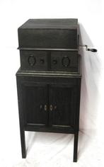 0166 Antieke grammofoonspeler., Ophalen of Verzenden