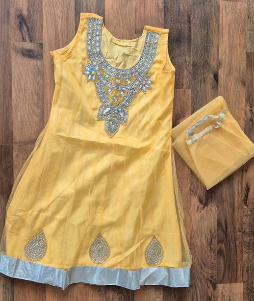 Indiase jurk Indian anarkali kids yellow, Kinderen en Baby's, Kinderkleding | Maat 152, Zo goed als nieuw, Meisje, Jurk of Rok