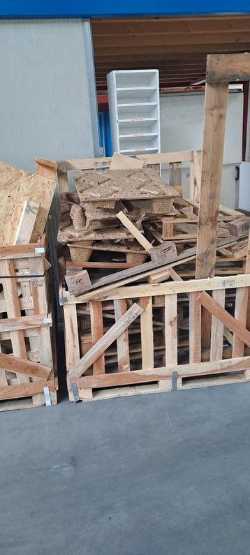 Houten Pallets & Kisten - Gebruikt beschikbaar voor biedingen