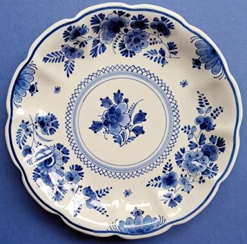 Porceleyne Fles 1941 geschulpt bordje 19cm (T14-20) Floraal beschikbaar voor biedingen