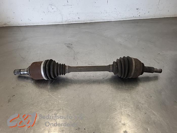 Aandrijfas links-voor van een Opel Vivaro, Auto-onderdelen, Remmen en Aandrijving, Opel, Gebruikt, 3 maanden garantie, Ophalen of Verzenden