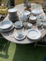 Antiek porseleinen eet en koffieservies bavaria, Ophalen