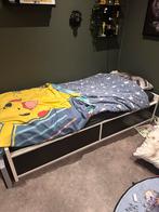 Wit bed met zwarte uittrekladen 90x200, Huis en Inrichting, Slaapkamer | Bedden, Ophalen, Gebruikt, 90 cm, Eenpersoons