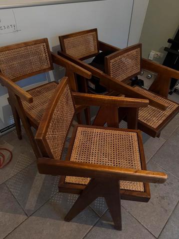 Design stoelen Pierre Jeanneret beschikbaar voor biedingen