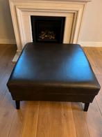 Zwarte leren poef Hofstede Raanhuis, Huis en Inrichting, Banken | Voetenbanken en Poefen, Ophalen, Vierkant, Leer, Zo goed als nieuw