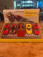 Display met Ferrari raceauto’s Shell V-Power, Ophalen of Verzenden, Zo goed als nieuw