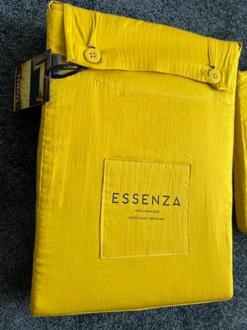 Essenza Dekbedovertrek 260     300TC, Huis en Inrichting, Slaapkamer | Beddengoed, Nieuw, Dekbedovertrek, Tweepersoons, Geel, Ophalen of Verzenden