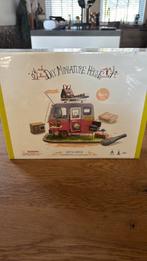 Happy camper diy miniature house nieuw, Ophalen of Verzenden, Nieuw, Groter dan 1:32