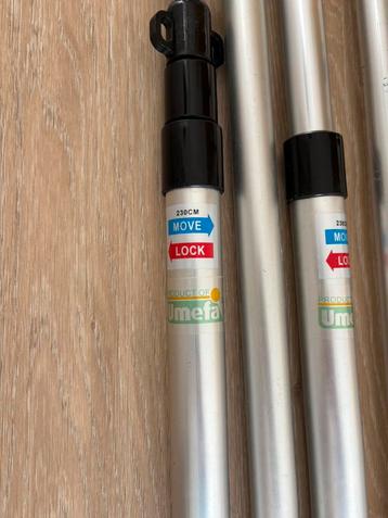 4 tentstokken uitschuifbaar beschikbaar voor biedingen