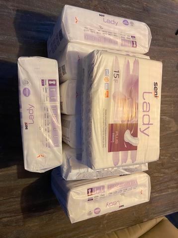 8 pakken Seni lady plus (6) 15 st per pak beschikbaar voor biedingen