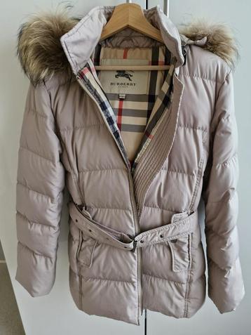 winterjas Burberry beschikbaar voor biedingen