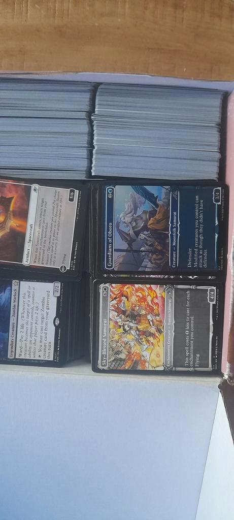 Volle doos met Mtg kaarten 1000, Hobby en Vrije tijd, Verzamelkaartspellen | Magic the Gathering, Zo goed als nieuw, Meerdere kaarten