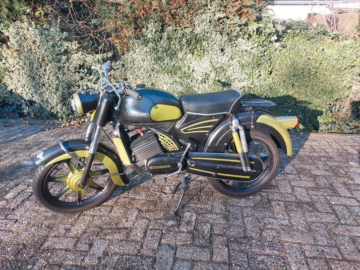 Zundapp 515 ks125 special, Fietsen en Brommers, Brommers | Oldtimers, Overige merken, Maximaal 45 km/u, Ophalen