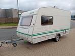 Eifelland gezins Caravan , lichte opknapper met potentie!, Caravans en Kamperen, Caravans, Particulier, 500 - 750 kg, Koelkast