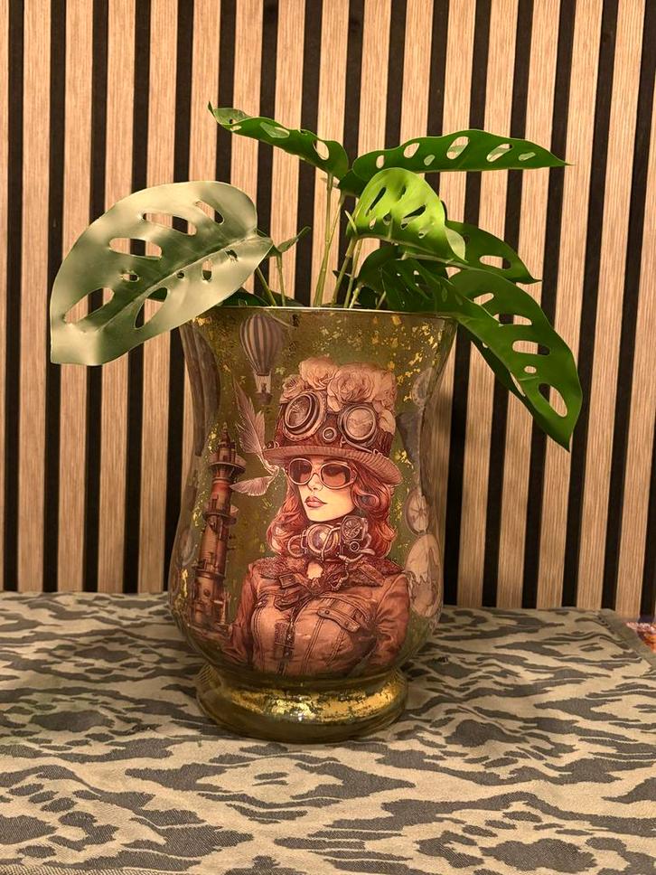 Decoupage Vaas of windlicht Uniek & Handgemaakt, Huis en Inrichting, Woonaccessoires | Vazen, Zo goed als nieuw, Overige kleuren