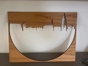 Houten Skyline Wanddecoratie Groningen beschikbaar voor biedingen