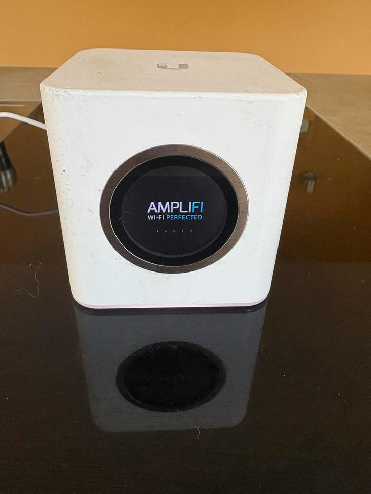 Ubiquiti AmpliFi HD Mesh Router + 2 Mesh Points, Computers en Software, Routers en Modems, Gebruikt, Router, Ophalen of Verzenden