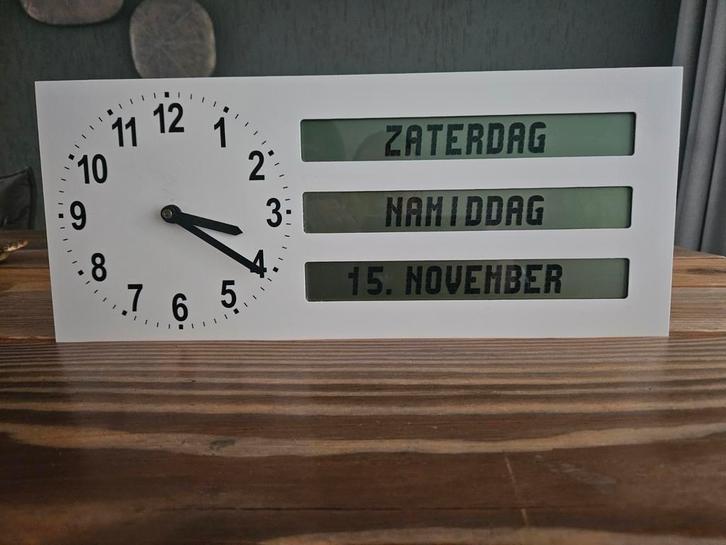 Digitale wandklok Valentin AMC 20, Huis en Inrichting, Woonaccessoires | Klokken, Zo goed als nieuw, Wandklok, Ophalen of Verzenden