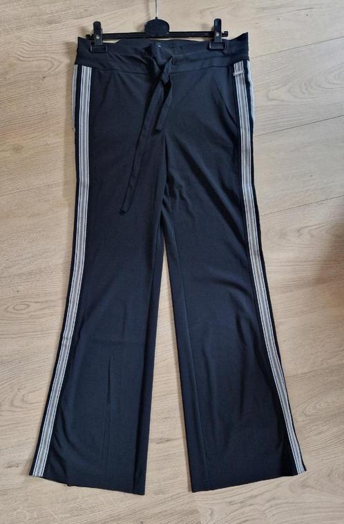 Zwarte pantalon (travelstof) van Jane Lushka ZGAN Maat S, Kleding | Dames, Broeken en Pantalons, Zo goed als nieuw, Maat 36 (S)
