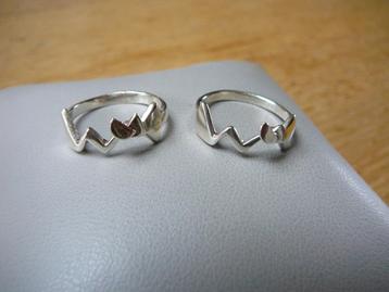 Nieuwe zilveren leuke aparte fantasie ring 17 mm. 925 zilver beschikbaar voor biedingen