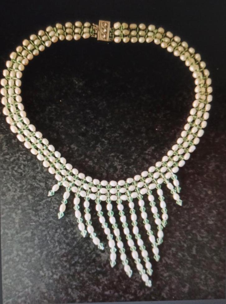 Parel ketting, met witte parels, met groen , met strass., Sieraden, Tassen en Uiterlijk, Kettingen, Nieuw, Overige materialen