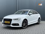 Audi A3 Limousine 1.4 TFSI S Line COD 150pk Automaat | 18", Auto's, Audi, Stof, 4 cilinders, 150 pk, Wit