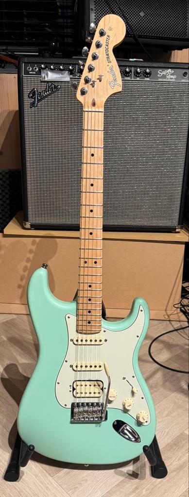 Fender Stratocaster American Performer - Satijn Surf green, Muziek en Instrumenten, Snaarinstrumenten | Gitaren | Elektrisch, Nieuw