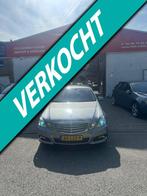Mercedes-Benz E-klasse 200 CGI Avantgarde bj 2010 navi halfl, Euro 5, Achterwielaandrijving, Gebruikt, Zwart