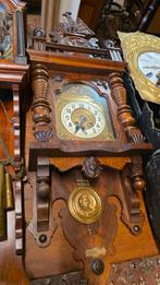 Verzameling van 12 antieke klokken, Ophalen