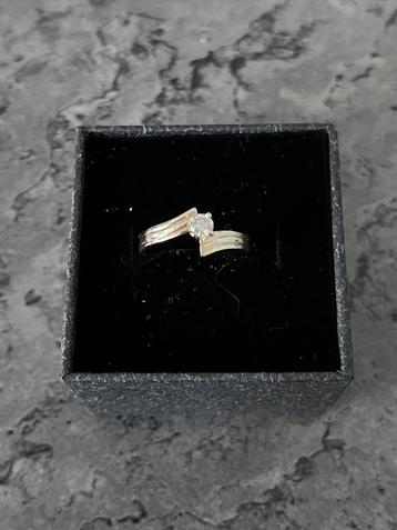 585/14k Gouden Ring met 0.15ct Diamant 2.3gr beschikbaar voor biedingen