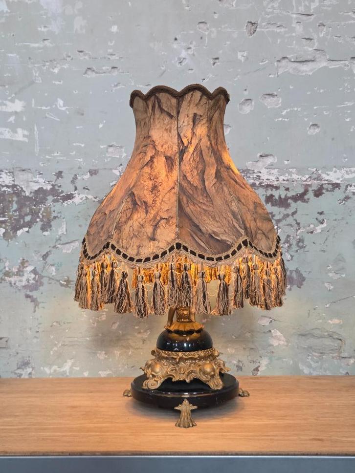 Klassieke lampenkap met bruintinten en franjes, Huis en Inrichting, Lampen | Lampenkappen, Gebruikt, 25 tot 50 cm, Rond, Bruin