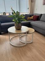 Twee leuke salontafels, Huis en Inrichting, Tafels | Salontafels, Ophalen, 50 tot 100 cm, Rond, Zo goed als nieuw