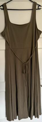 Jurkje olijfgroen - Nieuw!, Verzenden, Maat 46/48 (XL) of groter, Nieuw, Onder de knie