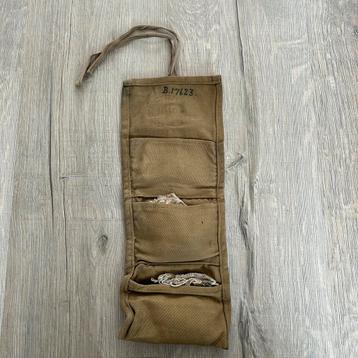 Canadese sewing kit 1940 beschikbaar voor biedingen