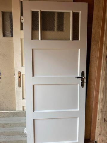 Houten binnendeur 200x83cm met slot beschikbaar voor biedingen