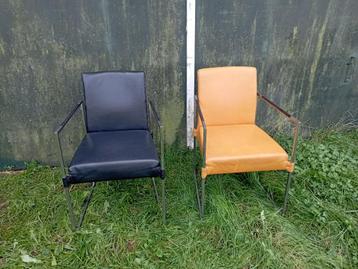 Bert Plantagie designstoelen model Clark beschikbaar voor biedingen