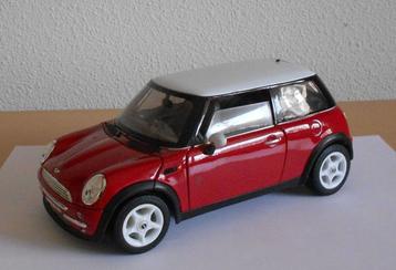 Mini Cooper  Modelauto Welly schaal 1:18 . beschikbaar voor biedingen