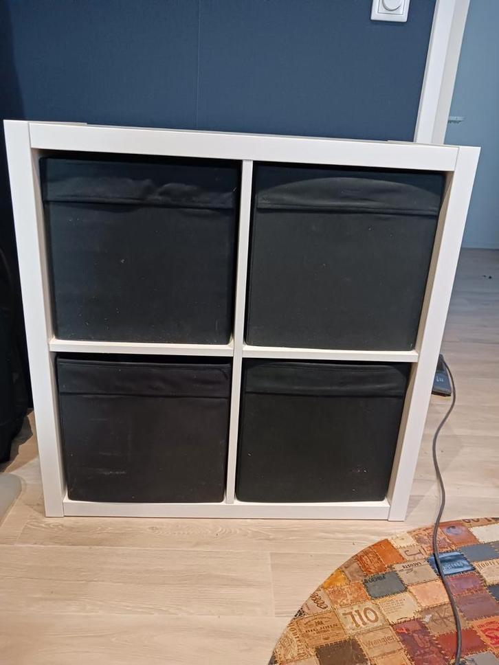 Witte Ikea Kallax kast 2x2 met Skubb opbergers, Huis en Inrichting, Kasten | Boekenkasten, Gebruikt, 25 tot 50 cm, Ophalen