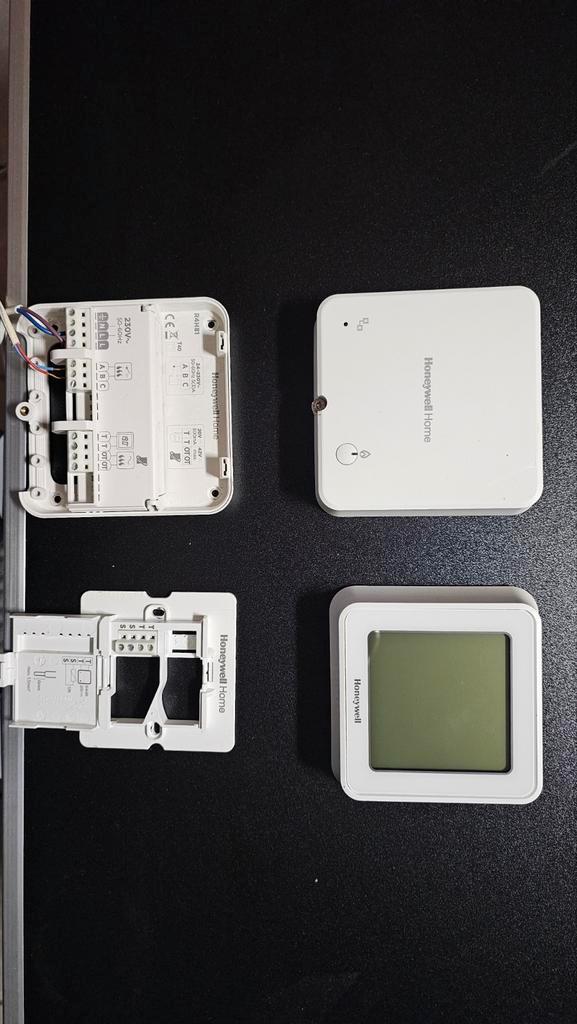 Honeywell t6 slimme thermostaat, Doe-het-zelf en Verbouw, Thermostaten, Slimme thermostaat, Ophalen of Verzenden