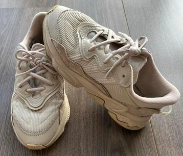 Adidas Ozweego Sneakers - Maat 37 1/3 beschikbaar voor biedingen