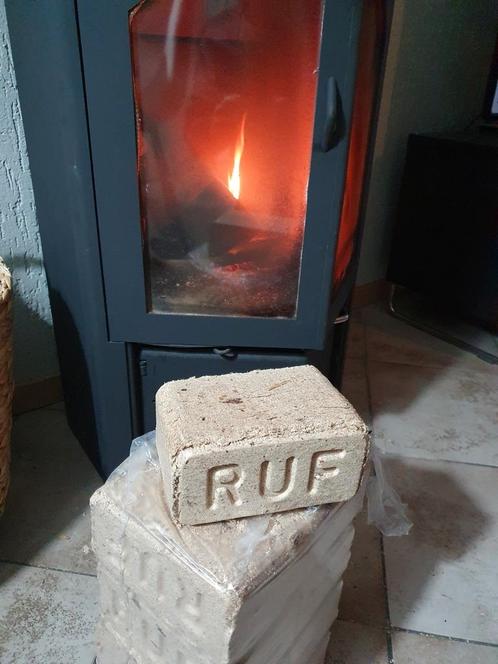 Houtbriketten RUF 12 x 10 kg afhalen slechts €51,00, Tuin en Terras, Haardhout, Blokken, Overige houtsoorten, Minder dan 3 m³
